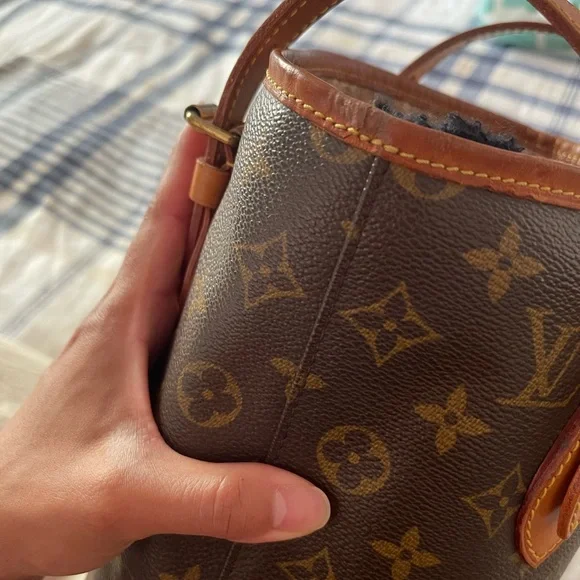 Louis Vuitton bucket bag - Picture 11 of 16